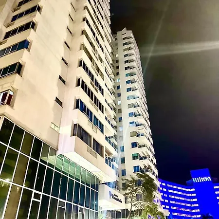 Apartamento *laguito*ed.conquistador * -gran Vista- *